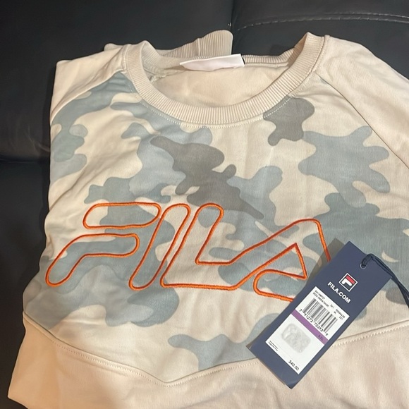 FILA NWT Camo sweatshirt with Orange Logo very soft inside XXL - Picture 4 of 5